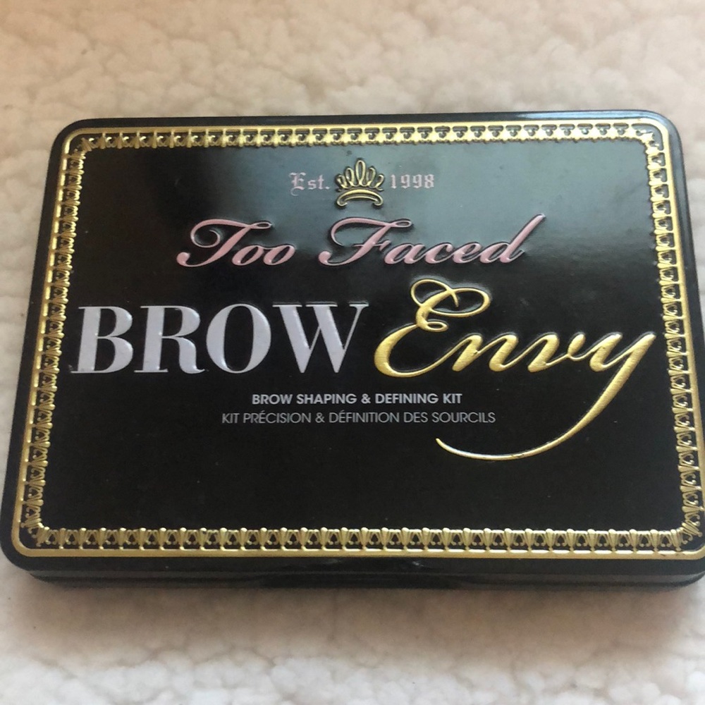 Too Faced Brow Envy Kit